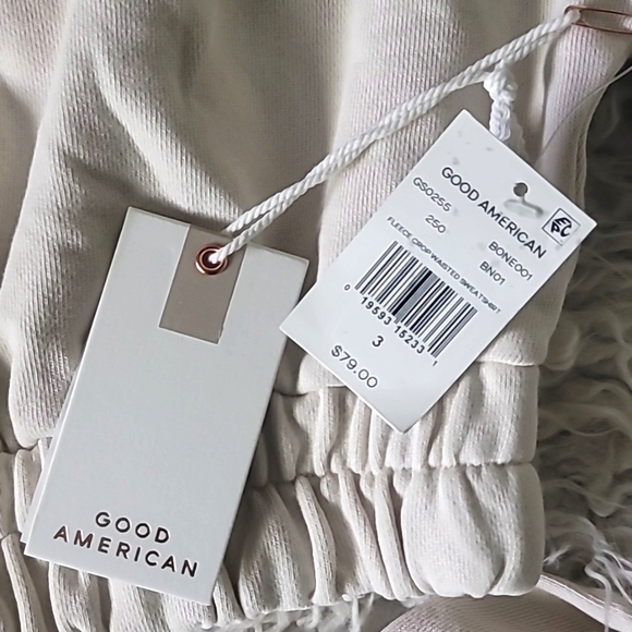 🇺🇸 GOOD AMERICAN Cream Cropped Sweatshirt SZ Large - Picture 4 of 9